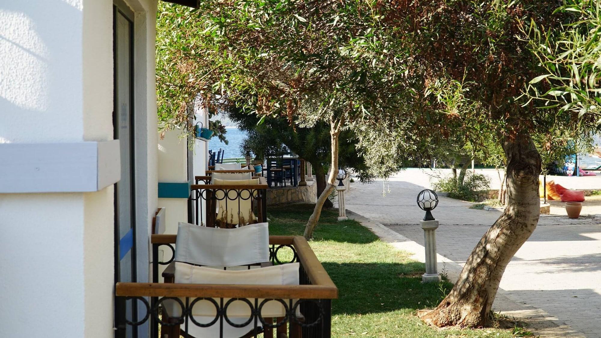 Maya Bistro Hotel & Beach Siğacık Εξωτερικό φωτογραφία
